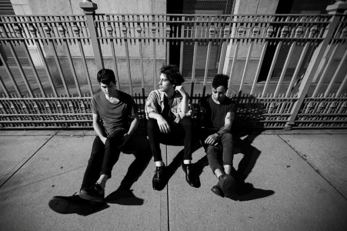music-allnew-Born-Cages