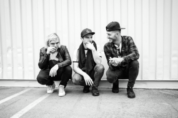 music-allnew-New-Politics