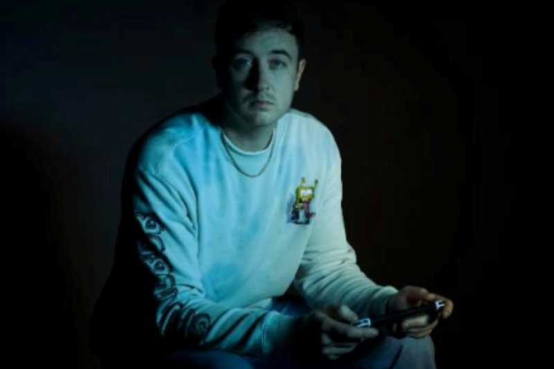 Chris Linton motiviert mit powervollem 80erSynthwave