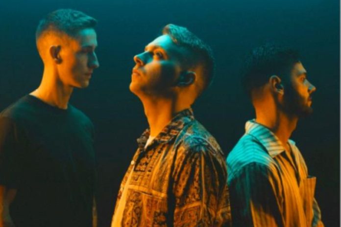 music-allnew-Flawes, 4 Flawes